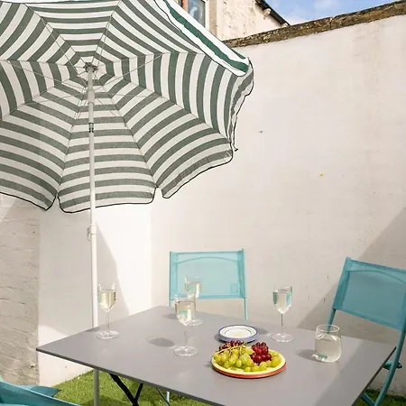 From In The Gateway To The Dales